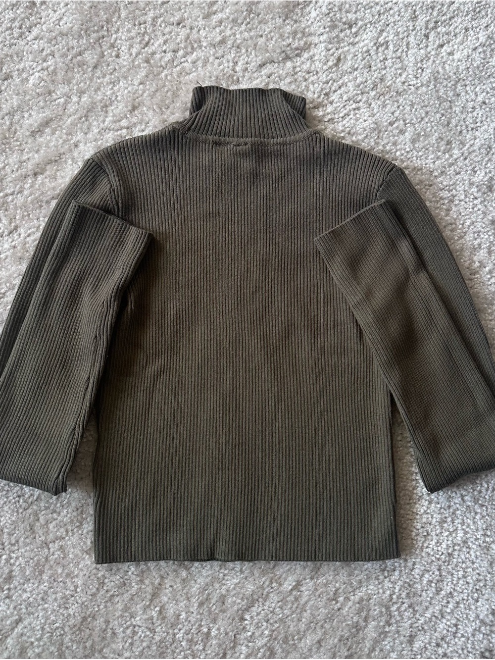 H&M - Ribbed Mock Neck Sweater - Picture 3 of 3